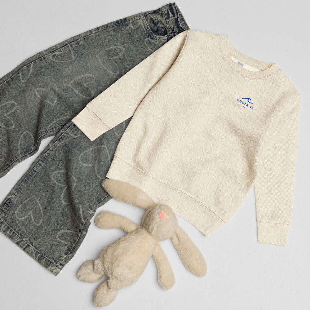 Sudadera Razo niño crudo de Costa 43, puesta