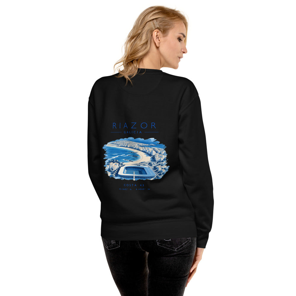 Sudadera Riazor negra de Costa 43, puesta, de espaldas