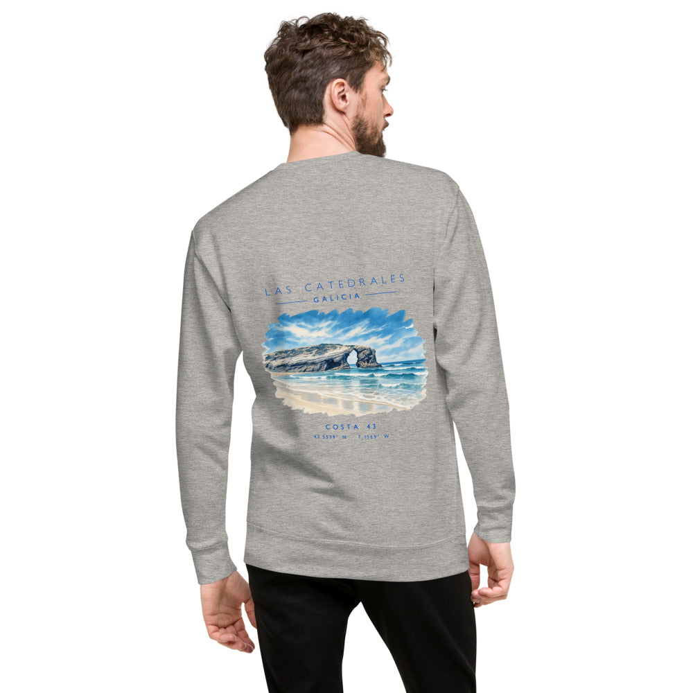Sudadera Las Catedrales gris de Costa 43, modelo de espaldas